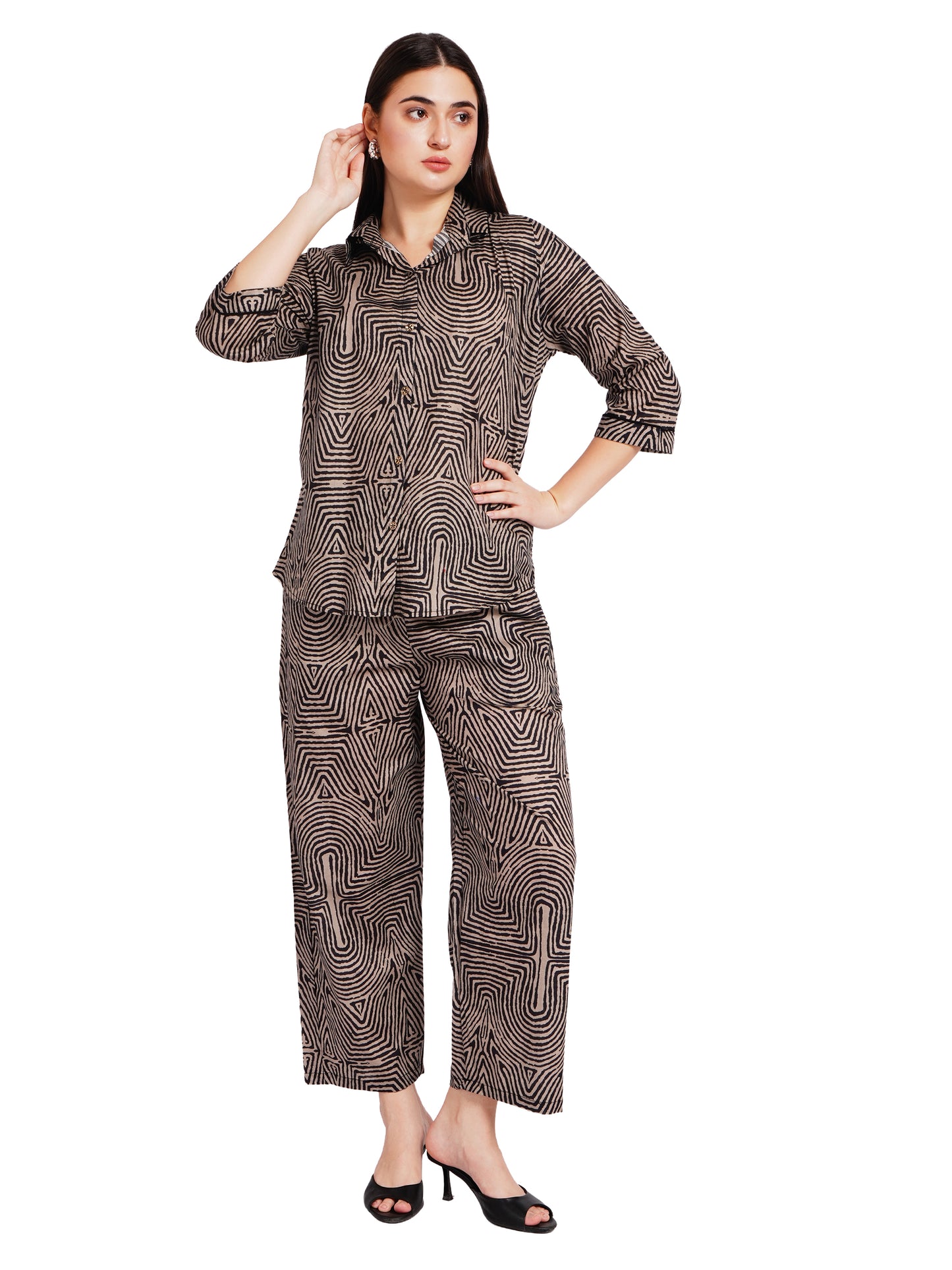 TRIBAL NOIR | Relaxed Fit