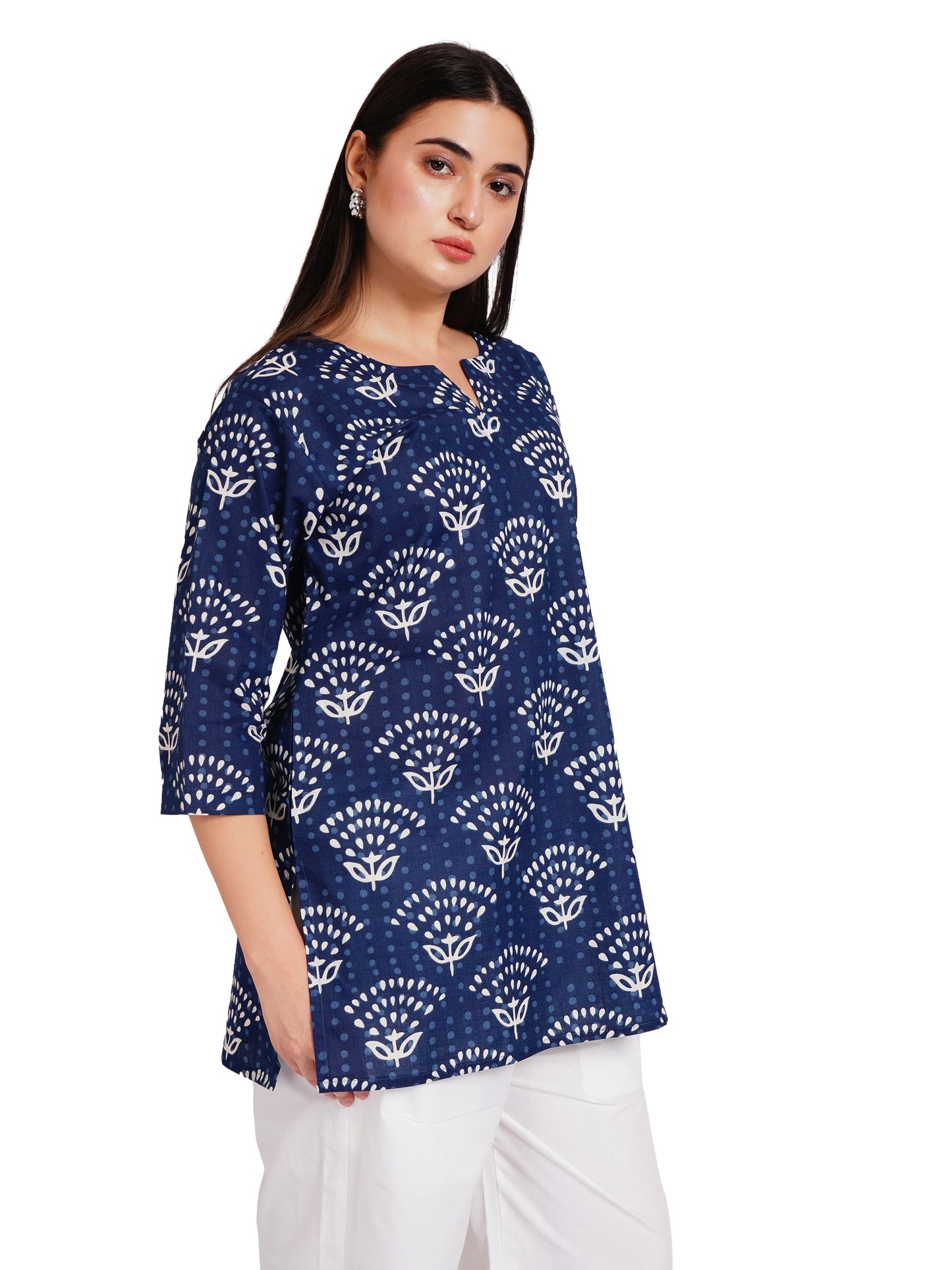 INDIGO BLOOM | Relaxed Fit | Short Kurti